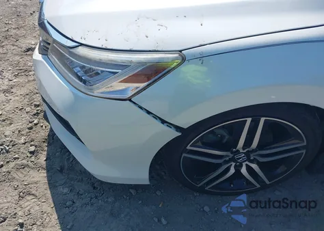 2016 Honda Accord Touring из США, поврежденный, VIN 1HGCR3F93GA016046